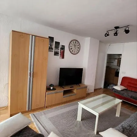 Apartment Apartman Airport